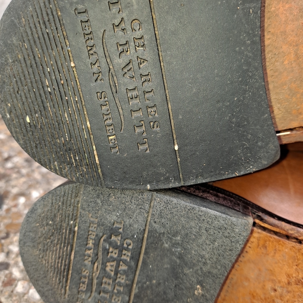 Charles Tyrwhitt Shoes, size 9. Brown in color. - Picture 5 of 14